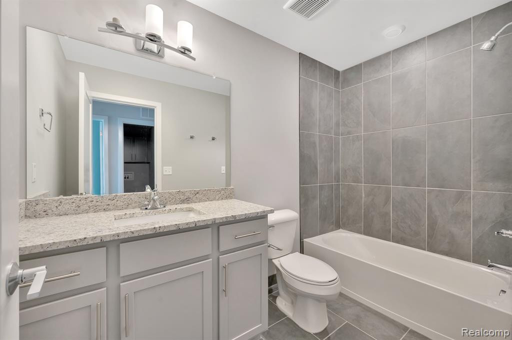 41558 ORIANNA Lane, 21, Novi, MI — Photo 29