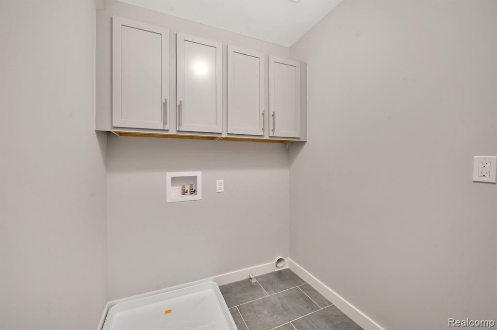 41558 ORIANNA Lane, 21, Novi, MI — Photo 31