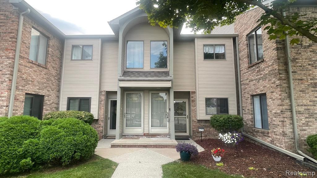 42794 LILLEY POINTE Drive, Canton, MI 48187 — front exterior