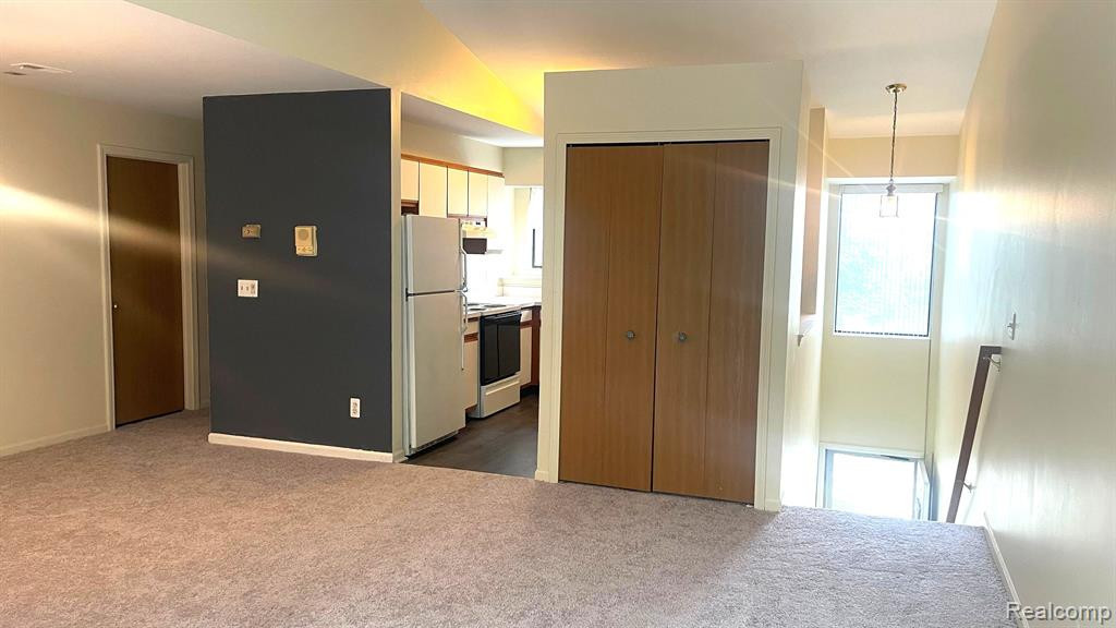 42794 LILLEY POINTE Drive, Canton, MI 48187 — Photo 4
