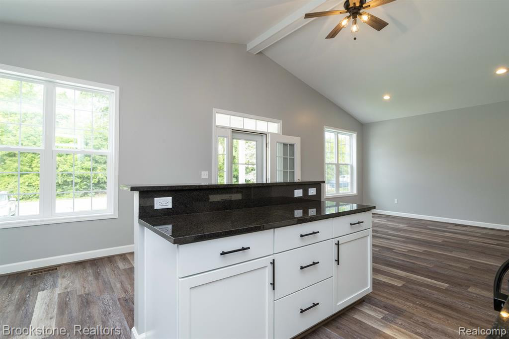 74650 FULTON Street, Armada, MI — Photo 9