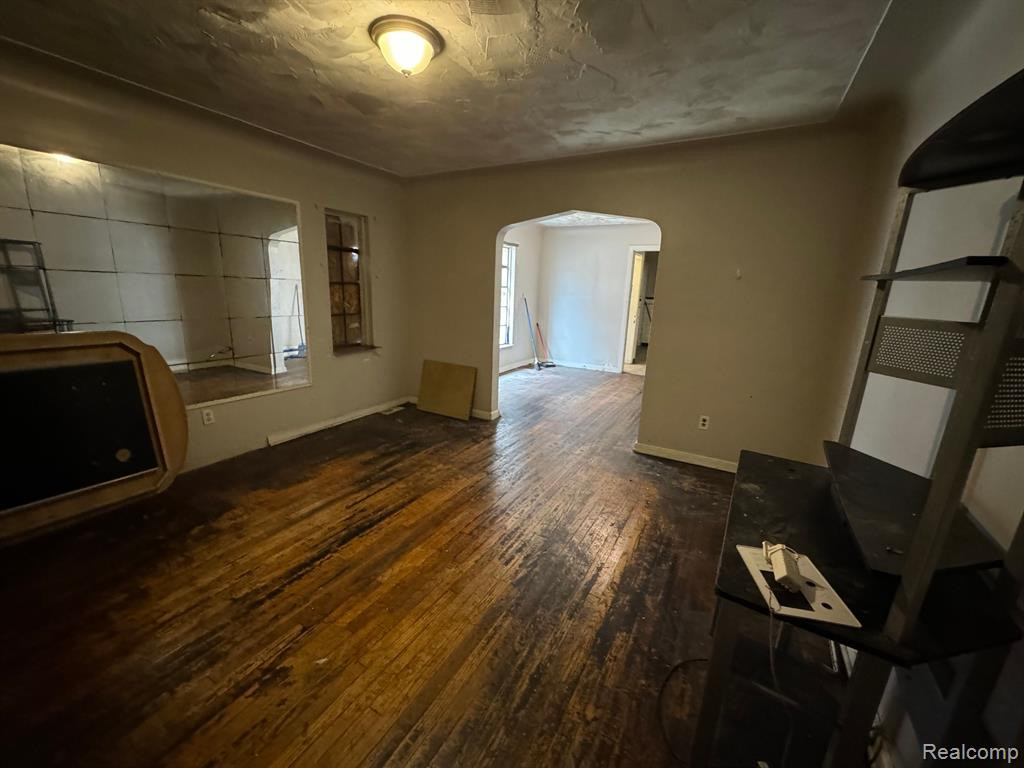 7406 NETT Street, Detroit, MI 48213 — Photo 3