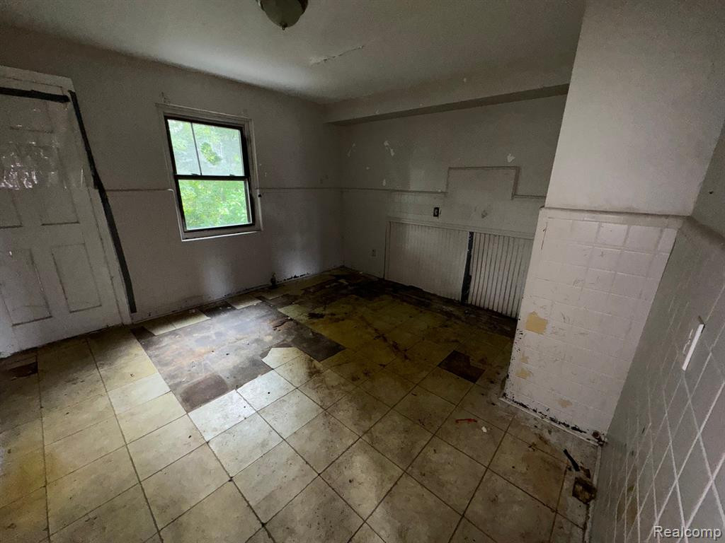 7406 NETT Street, Detroit, MI 48213 — Photo 9