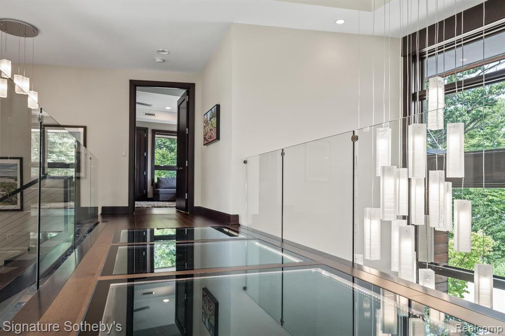 4747 OLD ORCHARD Trail, Orchard Lake Village, MI 48324 — Photo 53