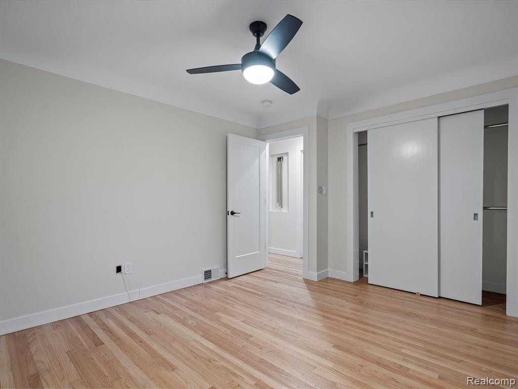 8211 SAINT JOHN Street, Shelby Twp, MI 48317 — Photo 14