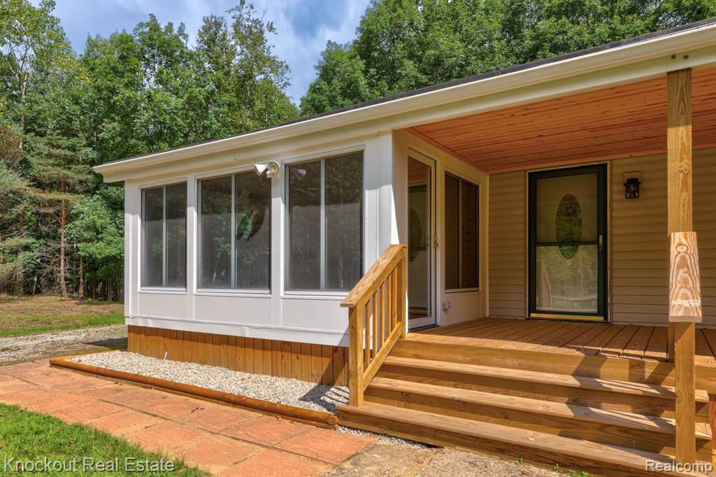 5784 ORMES Road, Vassar, MI 48768 — Photo 9