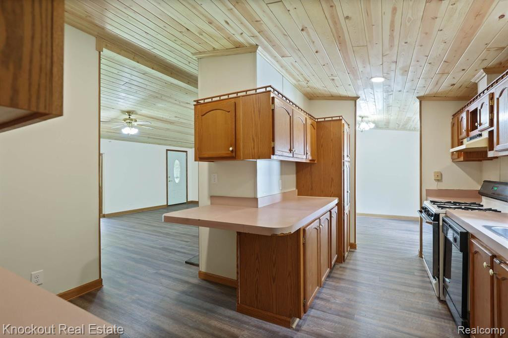 5784 ORMES Road, Vassar, MI 48768 — Photo 22