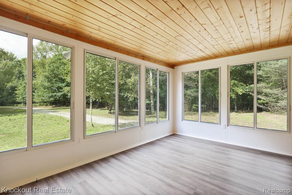 5784 ORMES Road, Vassar, MI 48768 — Photo 32