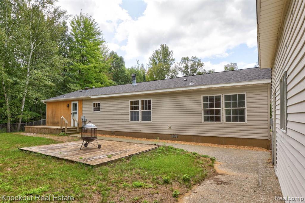 5784 ORMES Road, Vassar, MI 48768 — Photo 43