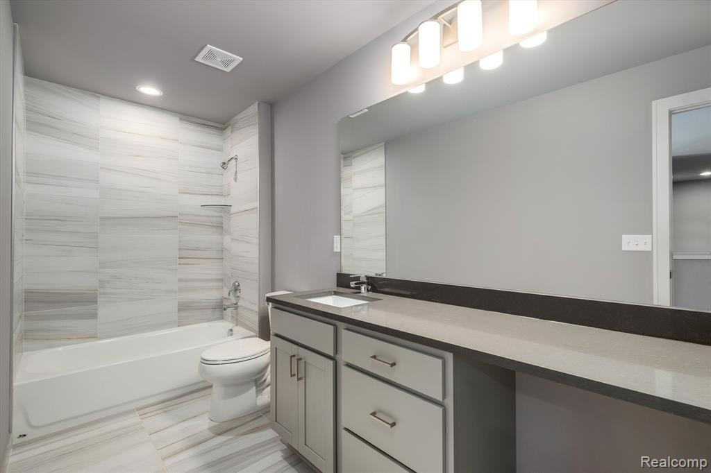 4874 Adler Court, Troy, MI 48085 — Photo 13