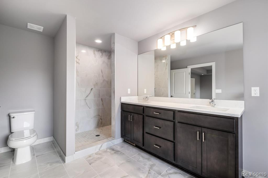 4874 Adler Court, Troy, MI 48085 — Photo 20