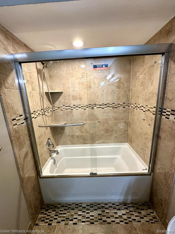 6570 MAPLE LAKES DR Drive, West Bloomfield, MI — Photo 31