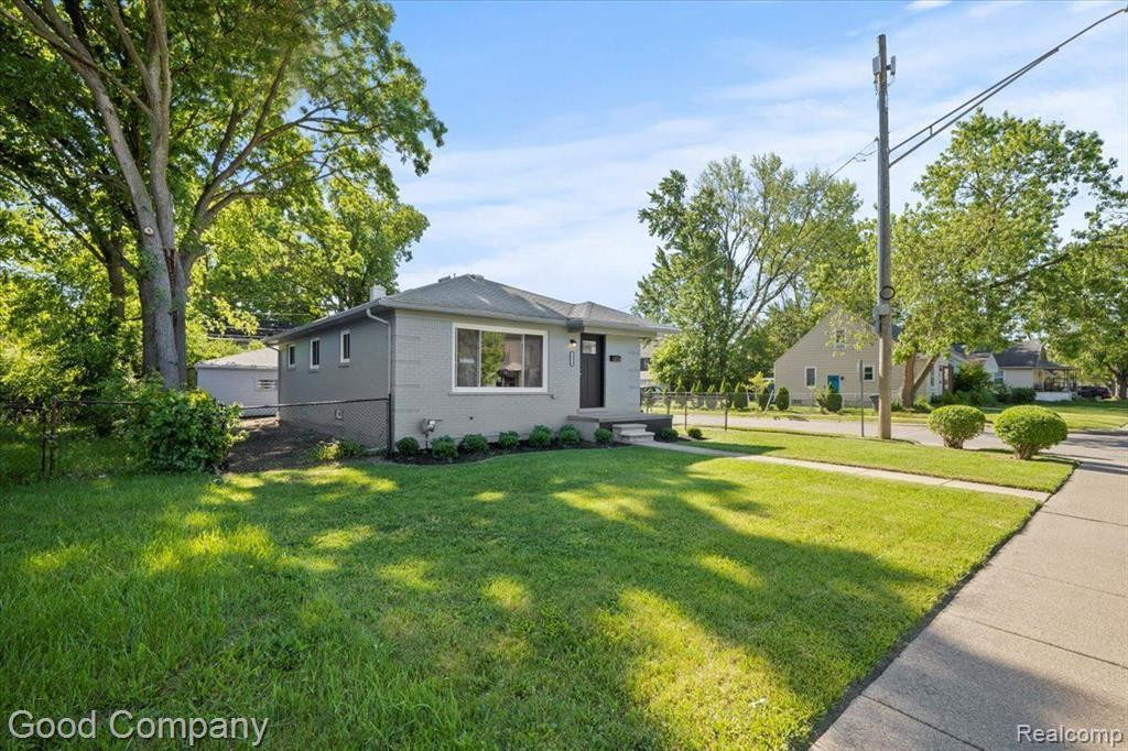4014 GREENFIELD Road, Berkley, MI 48072 — Photo 4