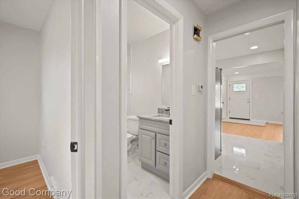 4014 GREENFIELD Road, Berkley, MI 48072 — Photo 20