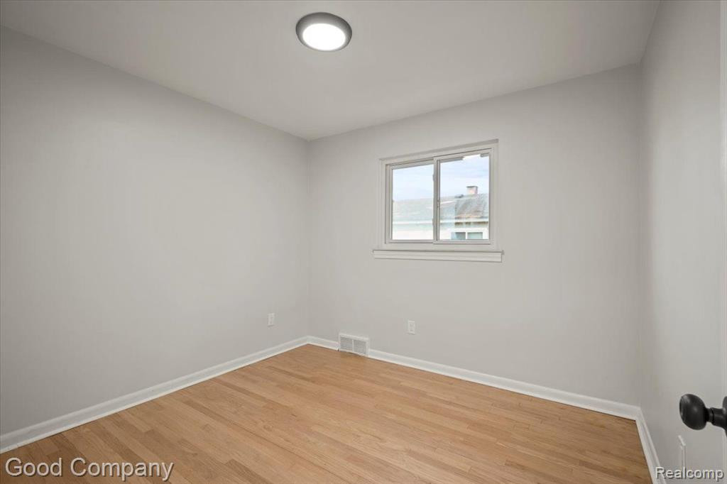 4014 GREENFIELD Road, Berkley, MI 48072 — Photo 27