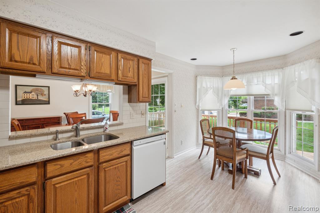 39837 EAGLE TRACE Drive, Northville, MI 48168 — Photo 23