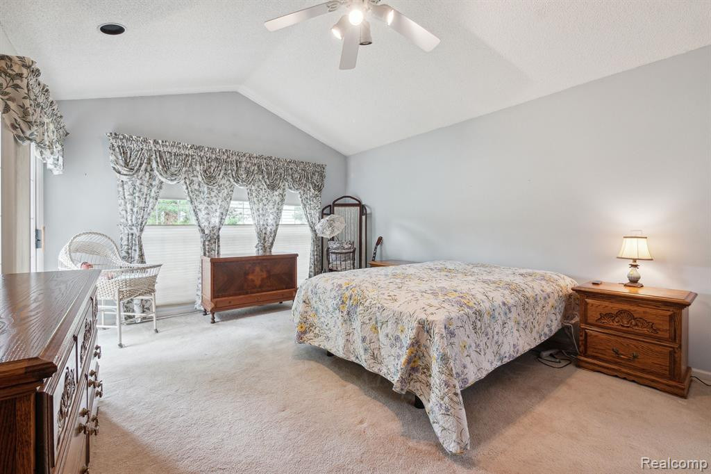 39837 EAGLE TRACE Drive, Northville, MI 48168 — Photo 28