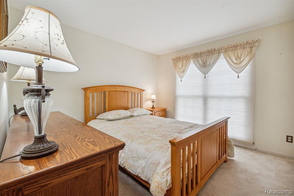 39837 EAGLE TRACE Drive, Northville, MI 48168 — Photo 36