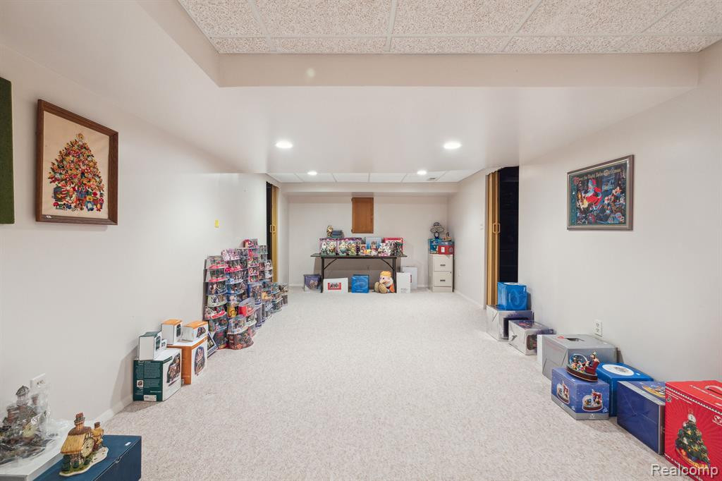 39837 EAGLE TRACE Drive, Northville, MI 48168 — Photo 44