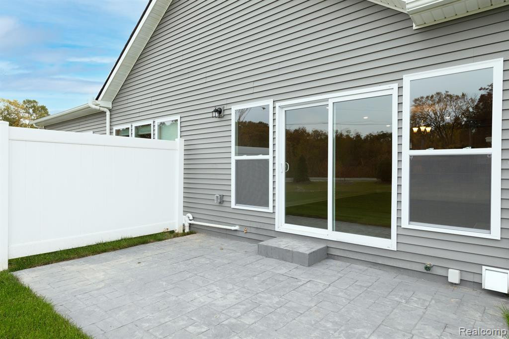 709 Ander Lane, 93, White Lake, MI — Photo 30