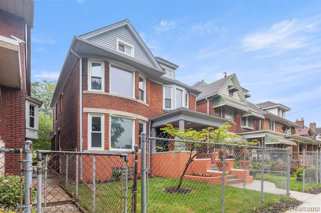 2106 MORRELL Street, Detroit, MI 48209 — Photo 2