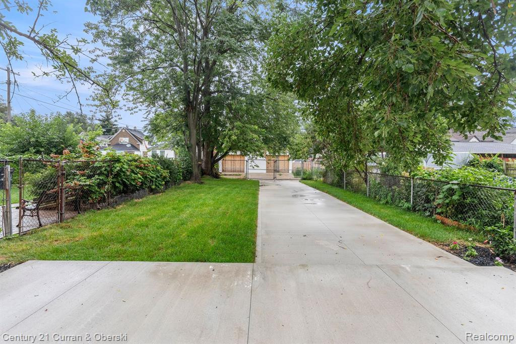 2106 MORRELL Street, Detroit, MI 48209 — Photo 33