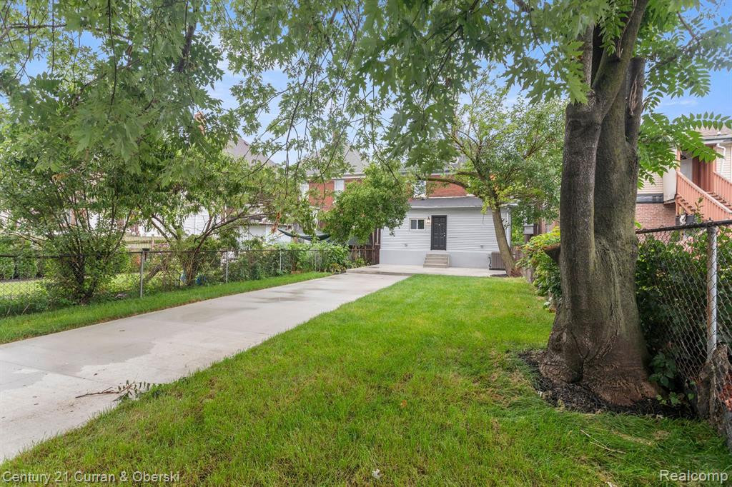 2106 MORRELL Street, Detroit, MI 48209 — Photo 36