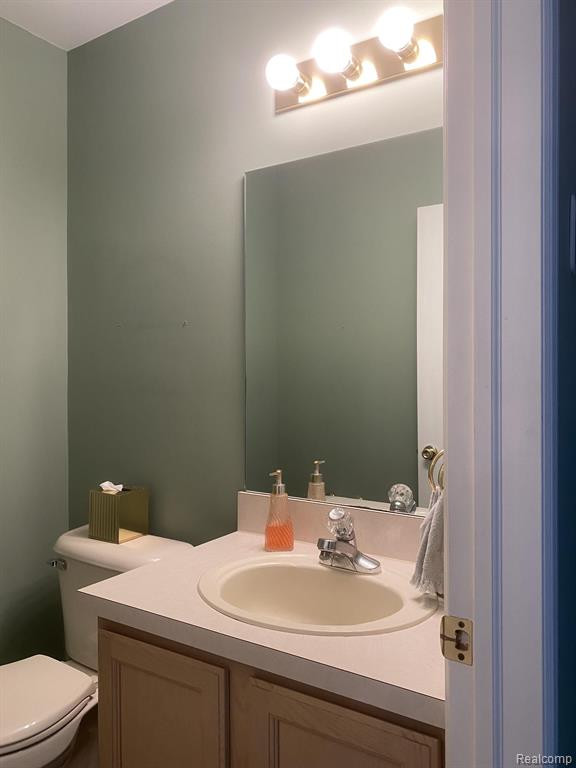 2785 HONEY SUCKLE, Wixom, MI 48393 — Photo 9