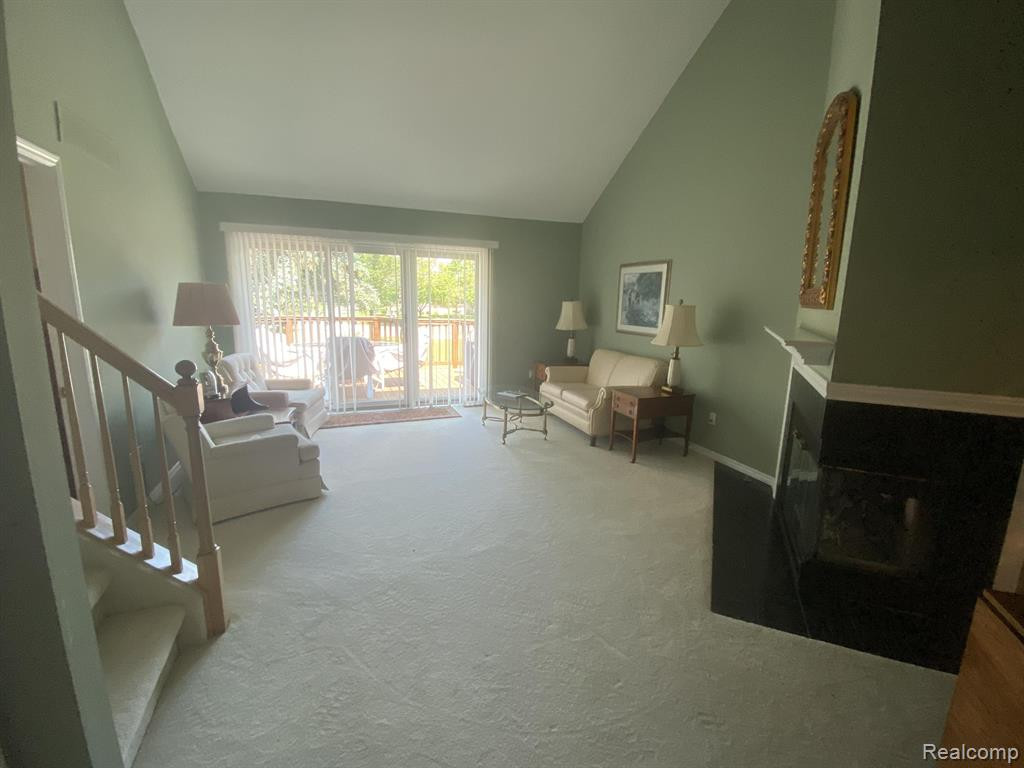 2785 HONEY SUCKLE, Wixom, MI 48393 — Photo 16