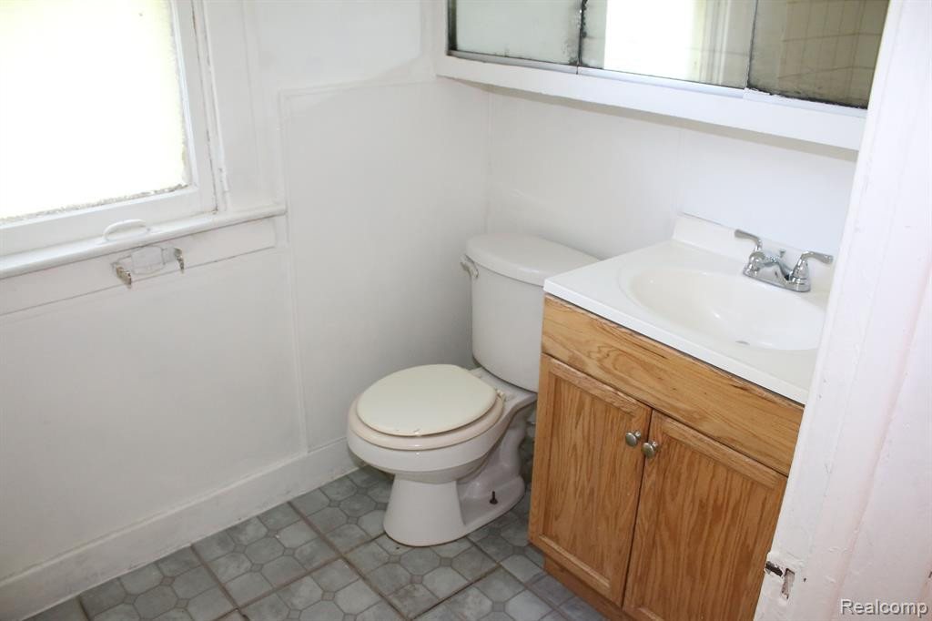 8921 LITTLEFIELD Street, Detroit, MI 48228 — Photo 21