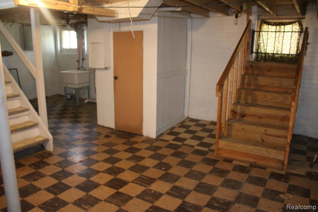 8921 LITTLEFIELD Street, Detroit, MI 48228 — Photo 30