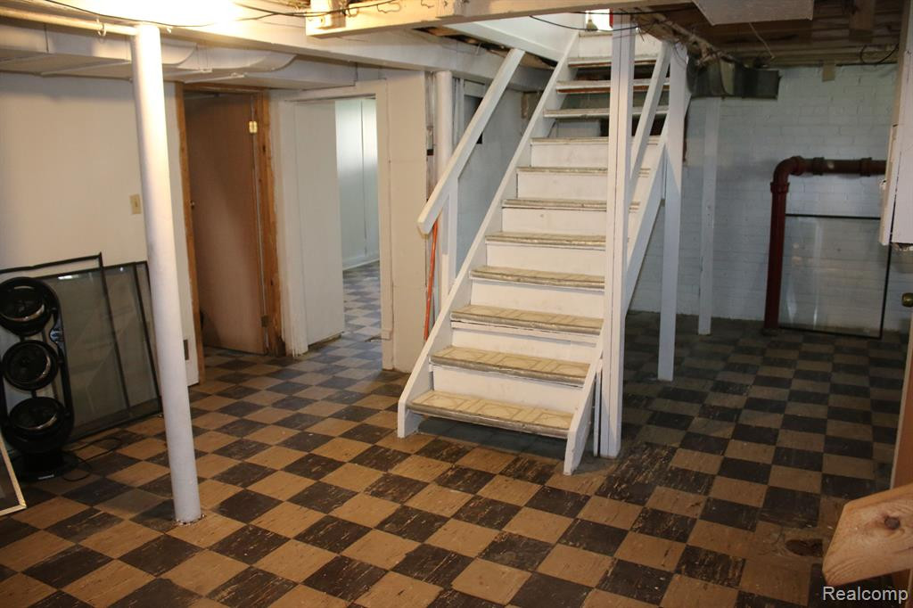 8921 LITTLEFIELD Street, Detroit, MI 48228 — Photo 31