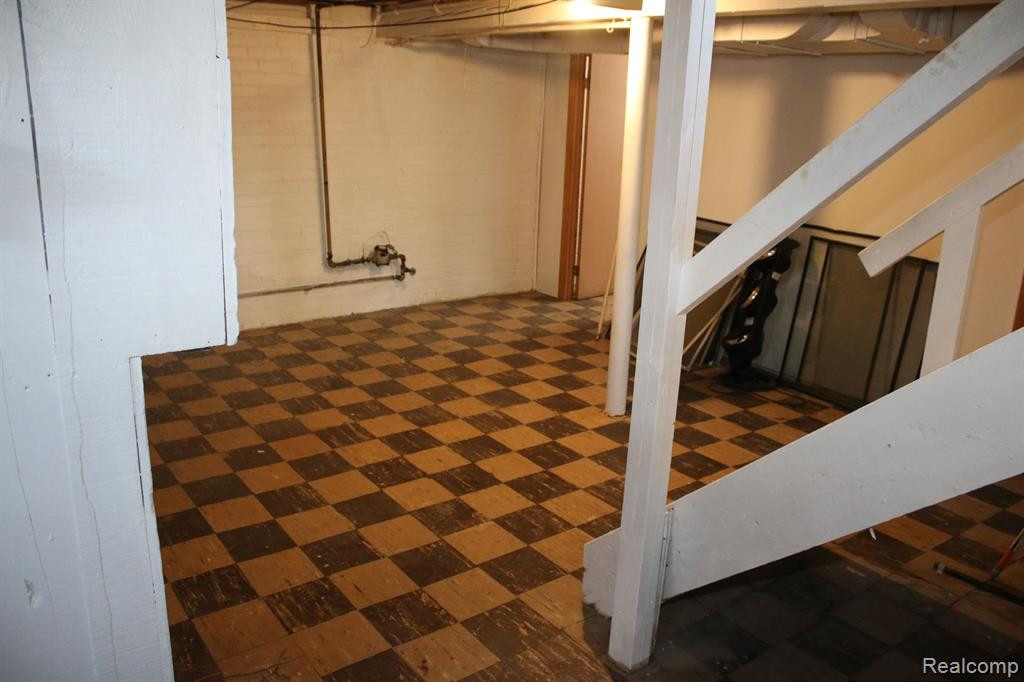 8921 LITTLEFIELD Street, Detroit, MI 48228 — Photo 32
