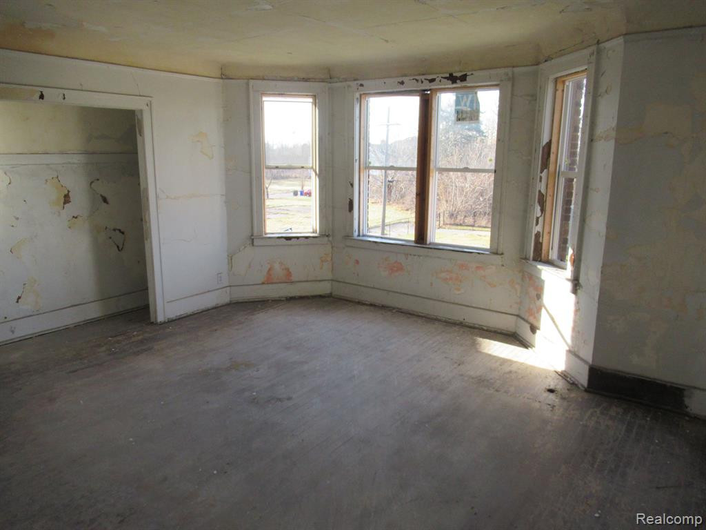 9440 SAVERY Street, Detroit, MI 48206 — Photo 9