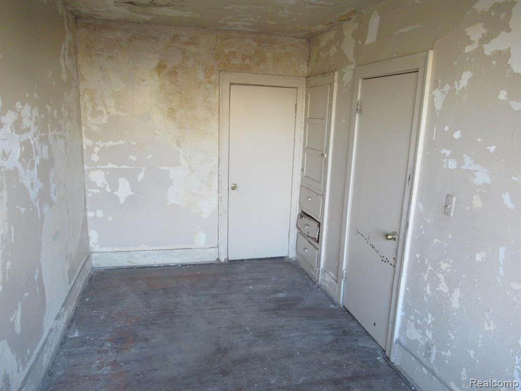 9440 SAVERY Street, Detroit, MI 48206 — Photo 13