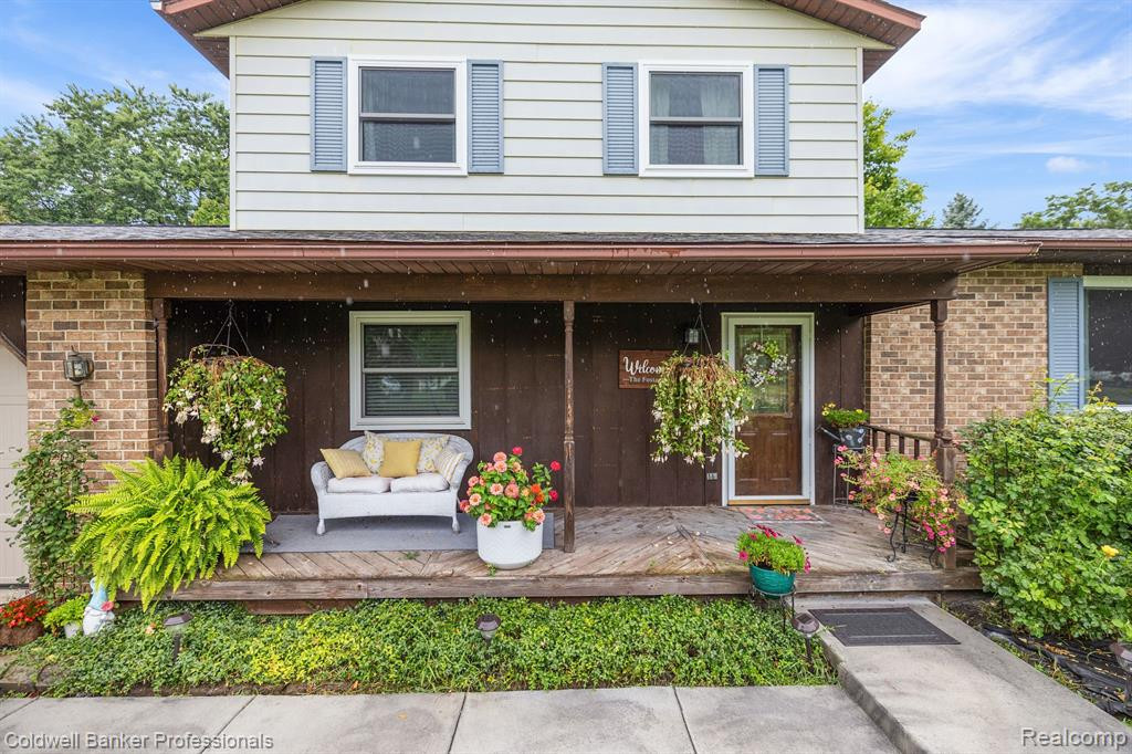 417 MANSFIELD Drive, Lapeer, MI 48446 — Photo 3