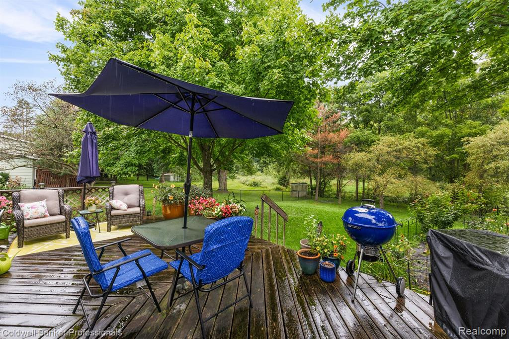 417 MANSFIELD Drive, Lapeer, MI 48446 — Photo 4