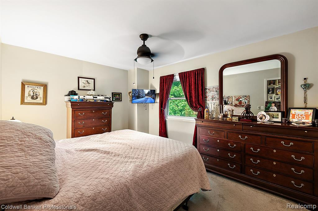 417 MANSFIELD Drive, Lapeer, MI 48446 — Photo 27