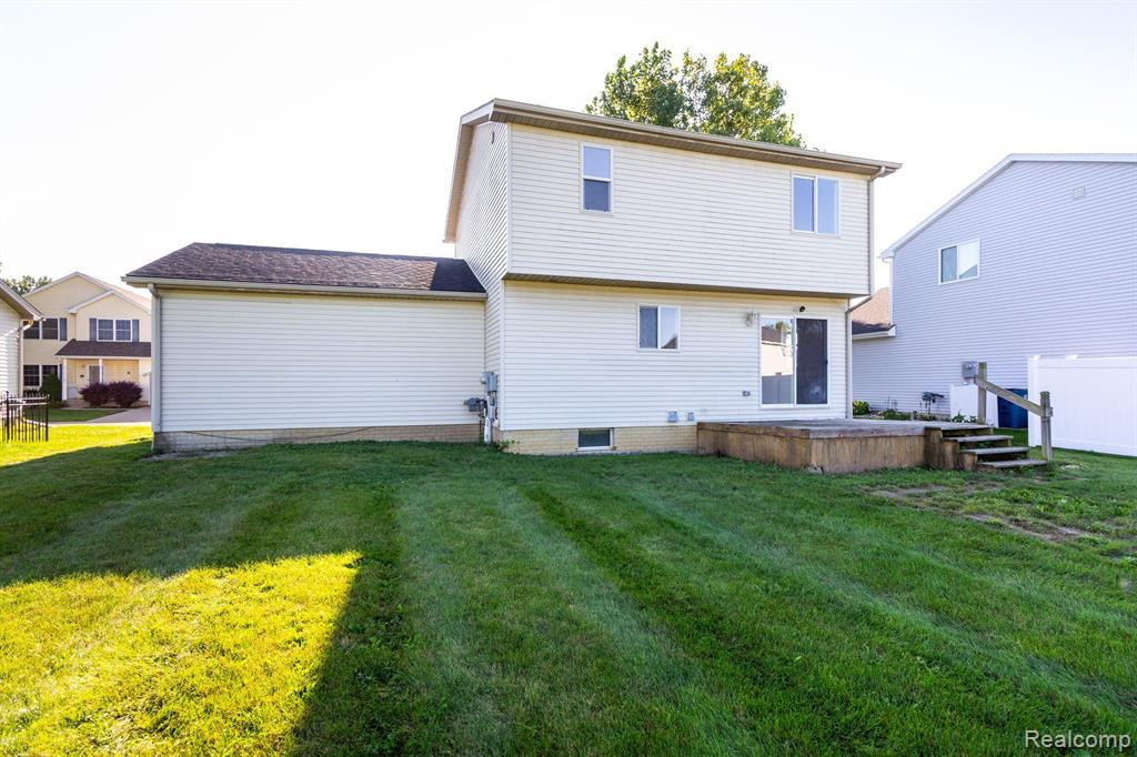 6215 CLUBHOUSE Way, Swartz Creek, MI 48473 — Photo 30