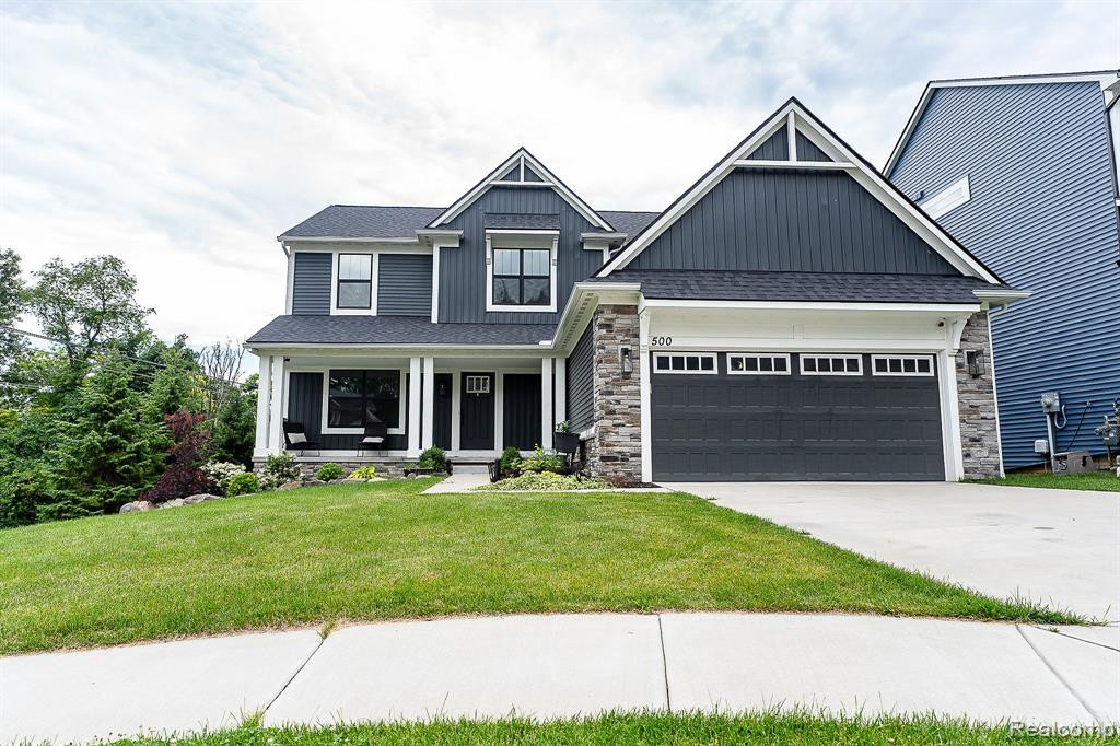 500 HERITAGE RIDGE Drive, Milford, MI 48381 — front exterior