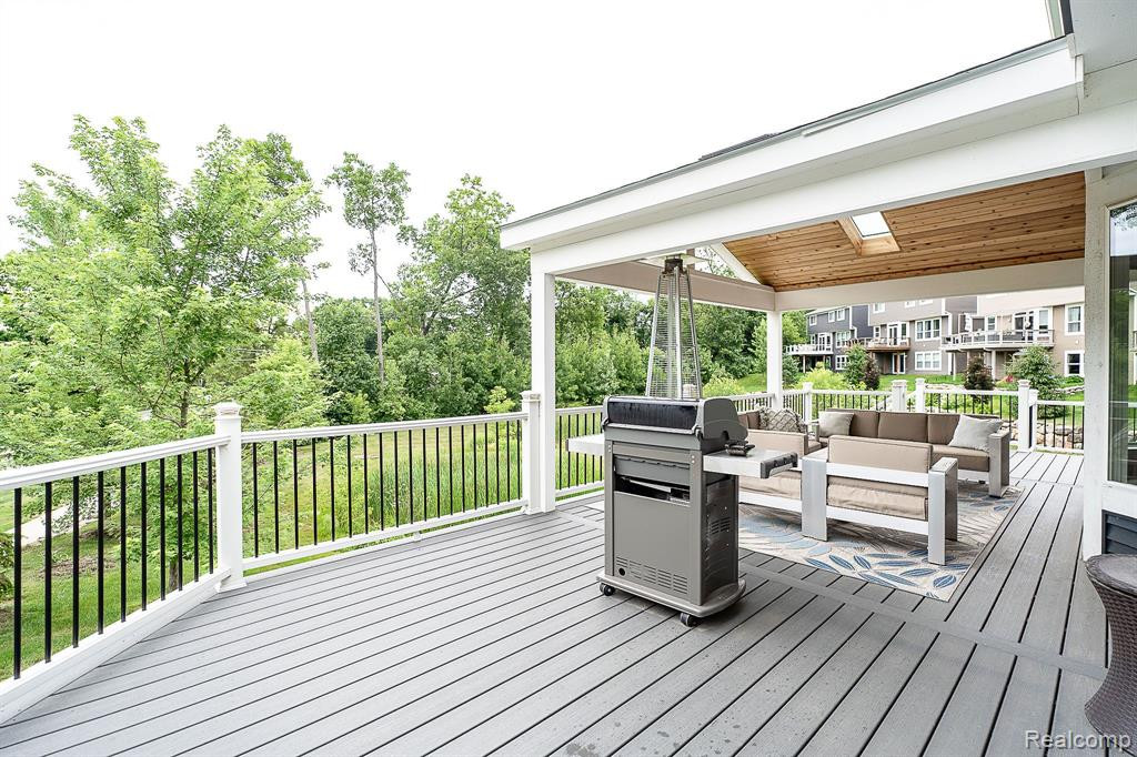 500 HERITAGE RIDGE Drive, Milford, MI 48381 — Photo 36