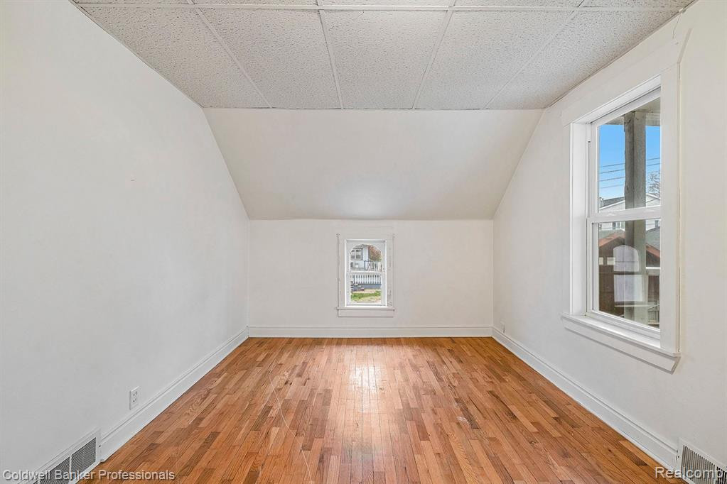 6702 WASHINGTON Street, North Branch, MI 48461 — Photo 18