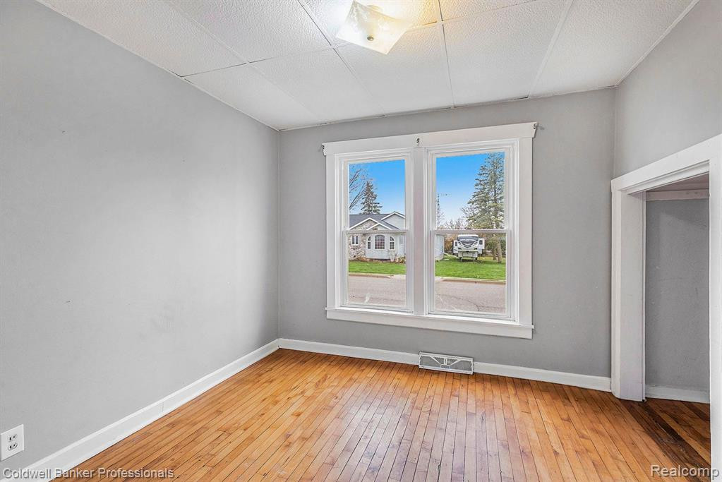 6702 WASHINGTON Street, North Branch, MI 48461 — Photo 32