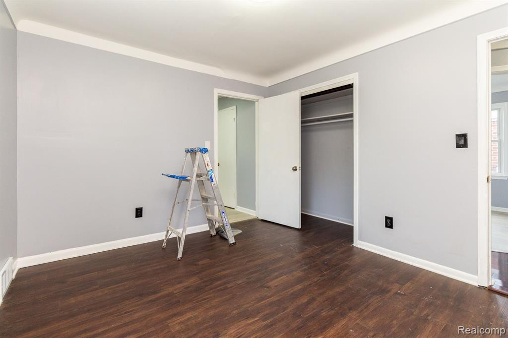 8614 HARDING, Center Line, MI 48015 — Photo 34