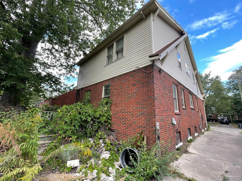 5957 OLDTOWN Street, Detroit, MI 48224 — Photo 8