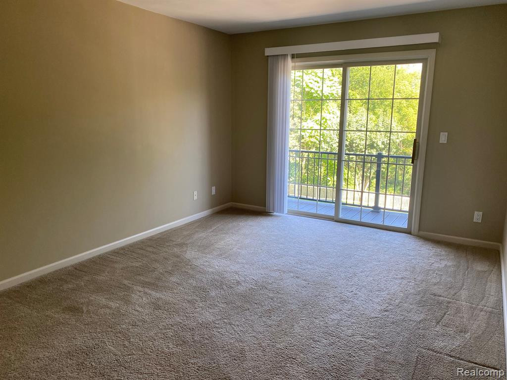 683 RIVER PARK VILLAGE Boulevard, Northville, MI 48167 — Photo 6