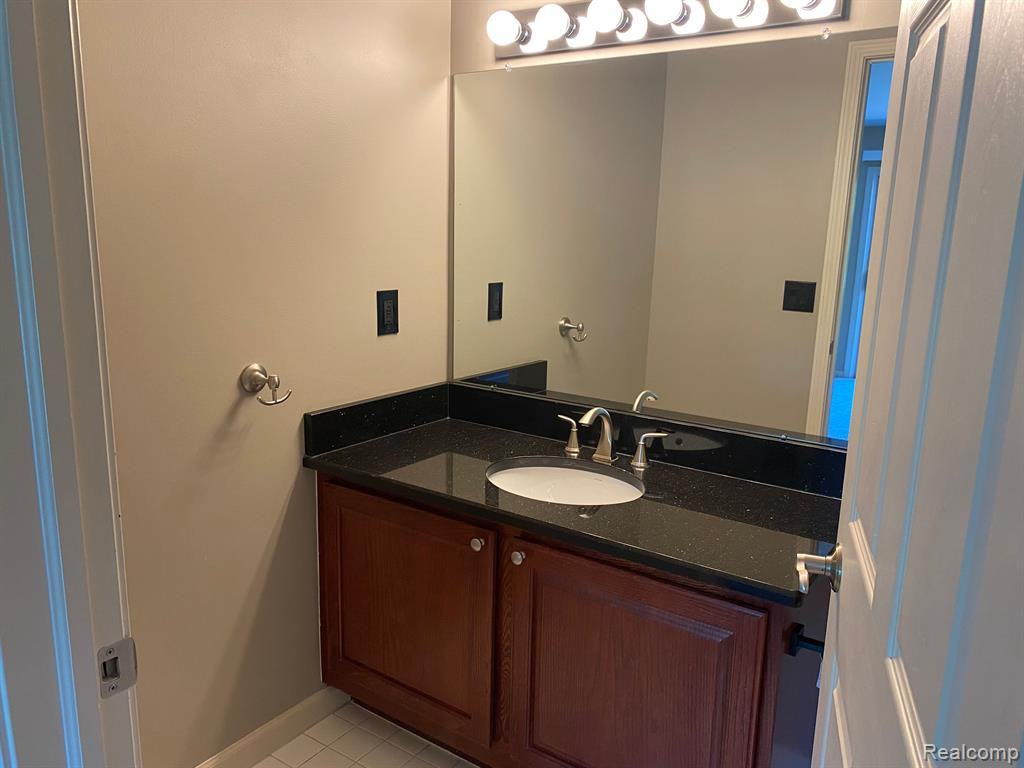 683 RIVER PARK VILLAGE Boulevard, Northville, MI 48167 — Photo 7