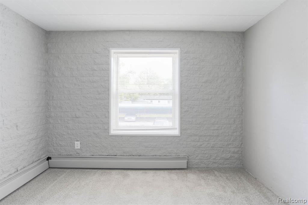 99 FLORAL Avenue, Mount Clemens, MI 48043 — Photo 23