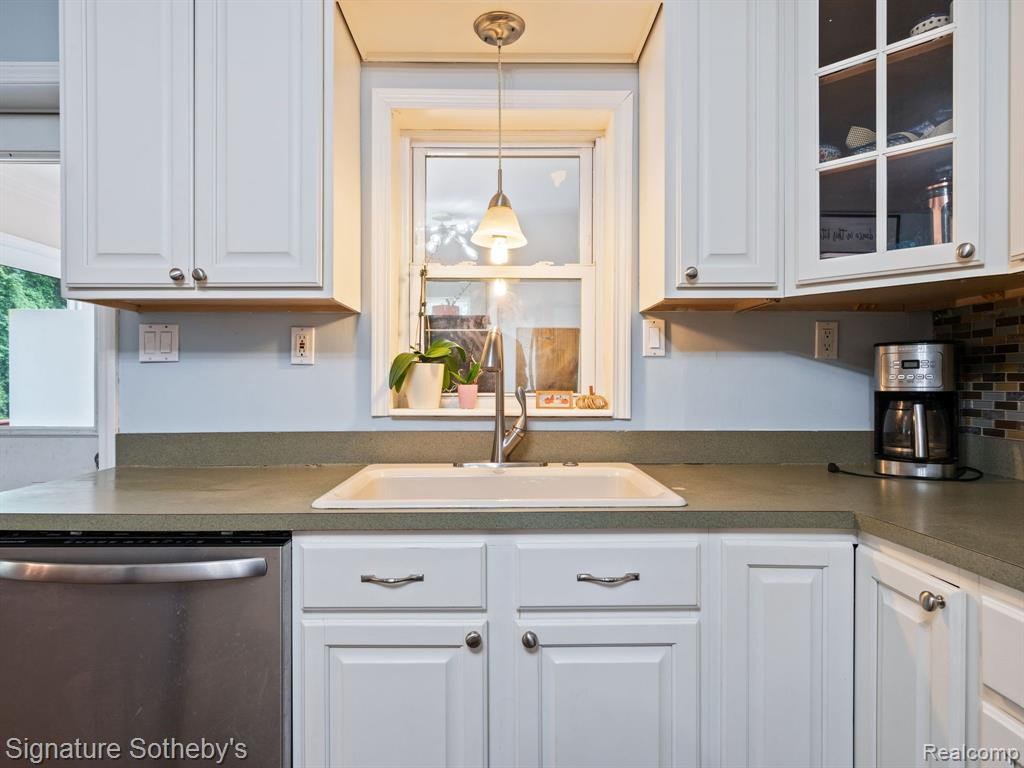 50700 SHELBY Road, Shelby, MI 48317 — Photo 13