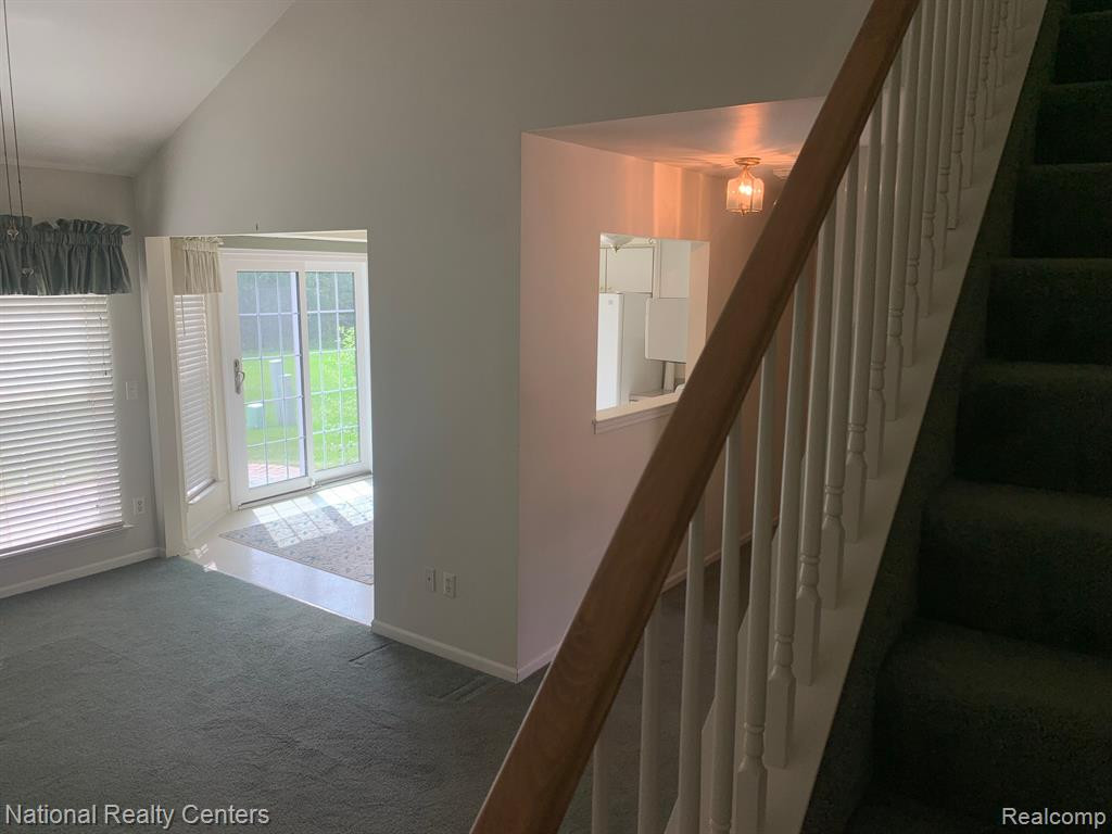 4441 HUNTERS Circle E, Canton, MI 48188 — Photo 10